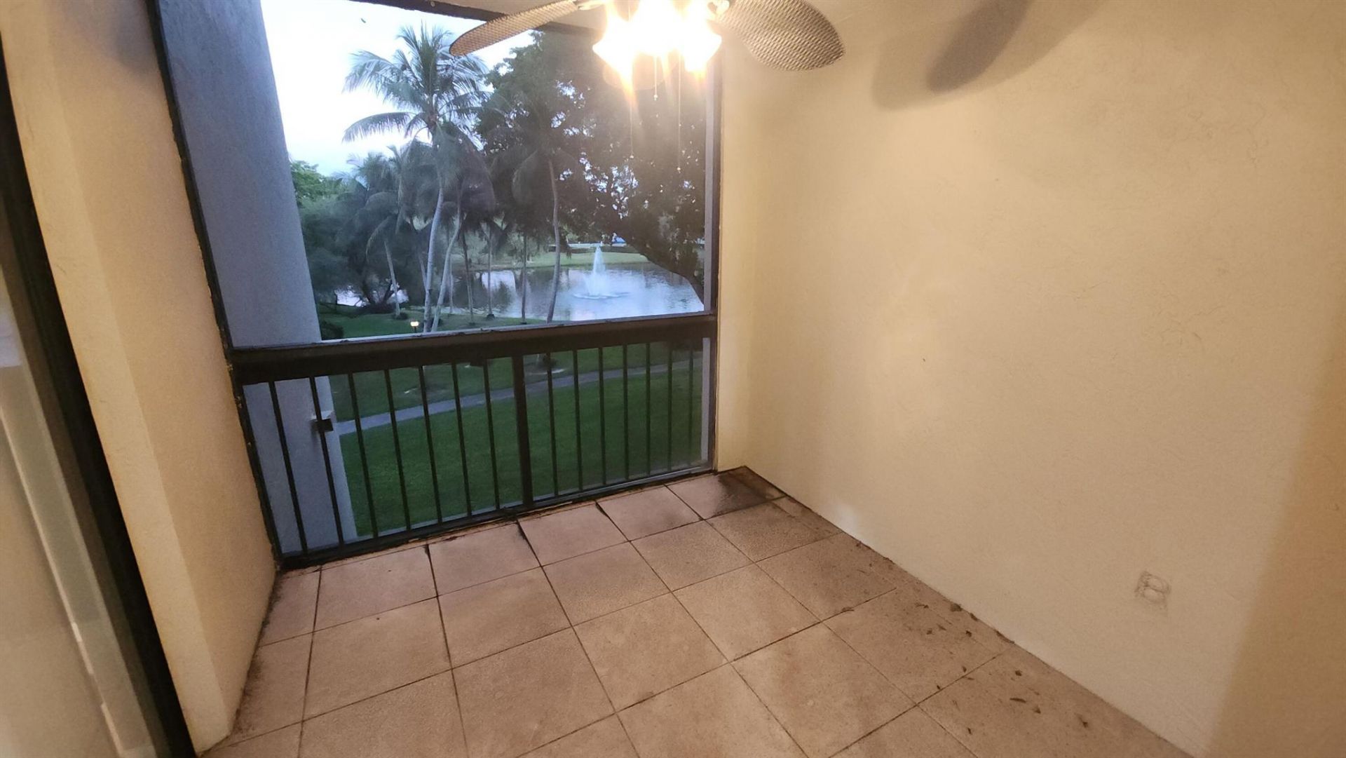 2025 Lavers Circle, Unit D303, Delray Beach, FL 33444 Photo