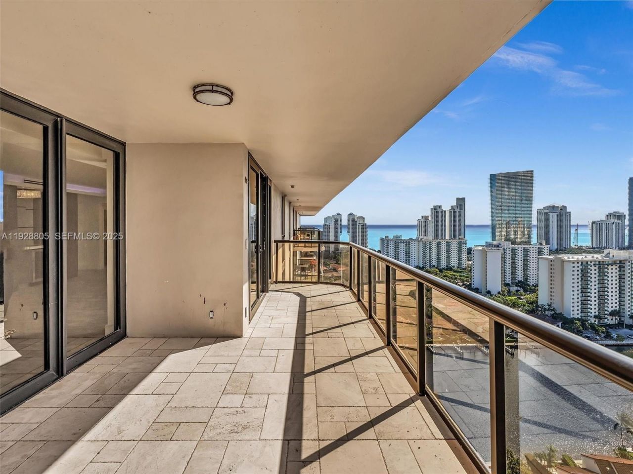 19667 Turnberry Way, Unit 27D, Aventura, FL 33180 Photo