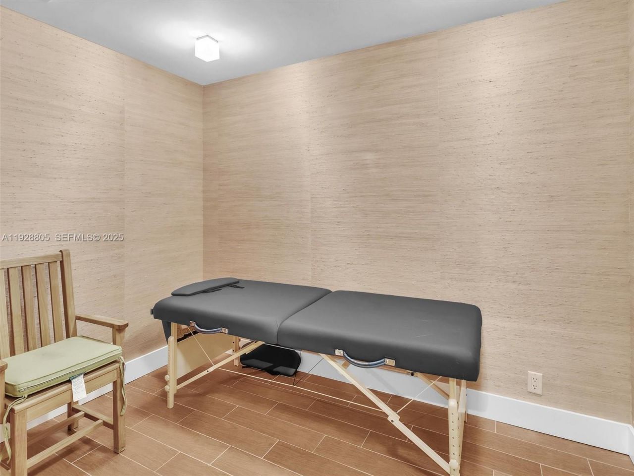 19667 Turnberry Way, Unit 27D, Aventura, FL 33180 Photo