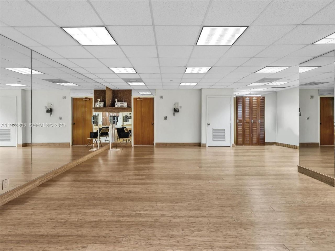 19667 Turnberry Way, Unit 27D, Aventura, FL 33180 Photo