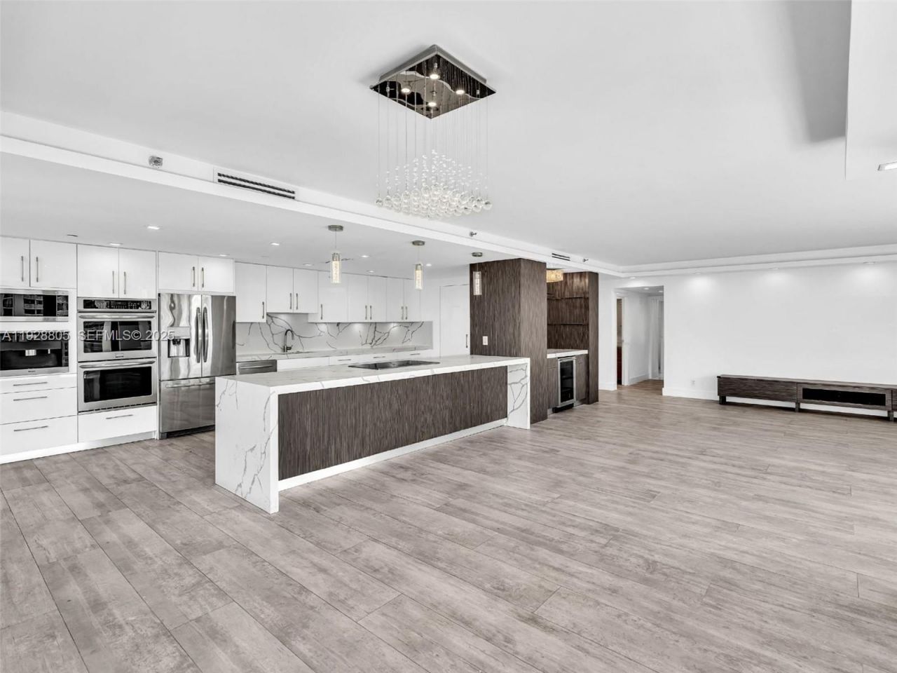 19667 Turnberry Way, Unit 27D, Aventura, FL 33180 Photo