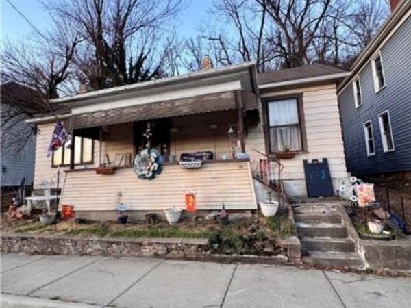 836 Main Street, Bridgeport, OH 43912