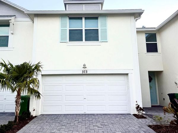 373 Salisbury Circle, Fort Pierce, FL 34982