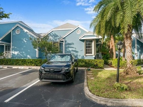 722 Ocean Dunes Circle, Jupiter, FL 33477