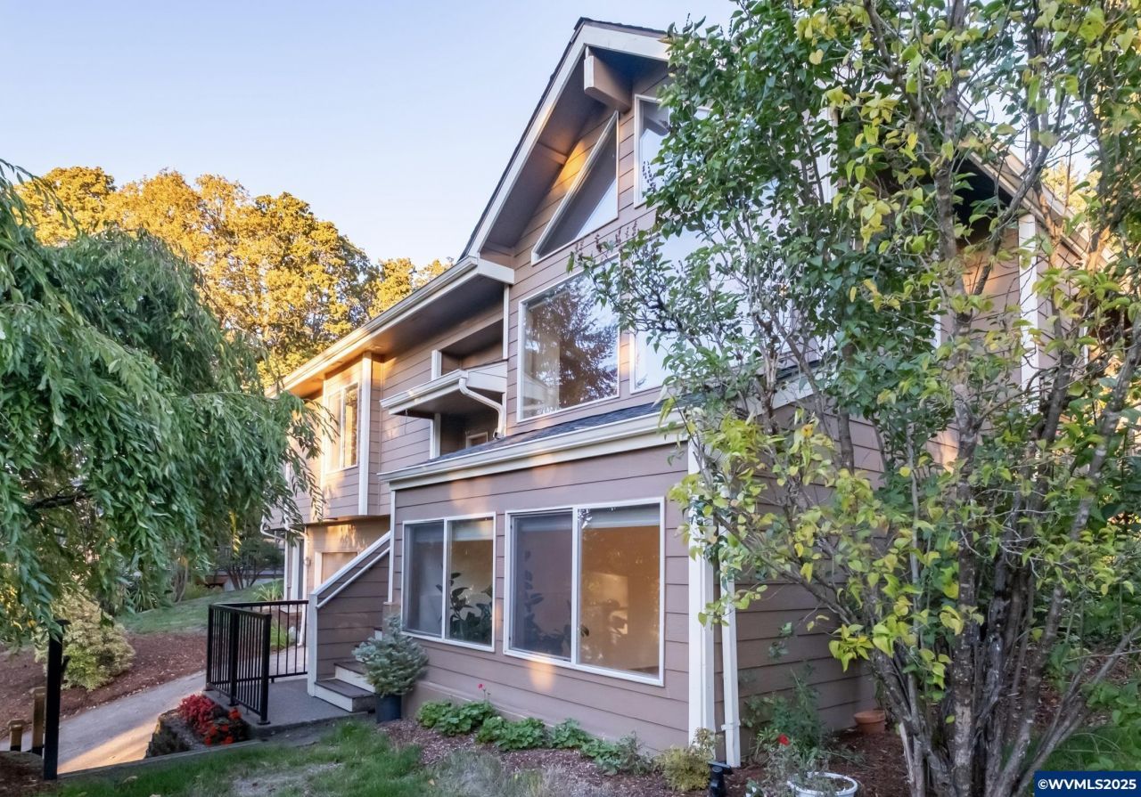 407 S 30th St, Philomath, OR 97370 Main Photo