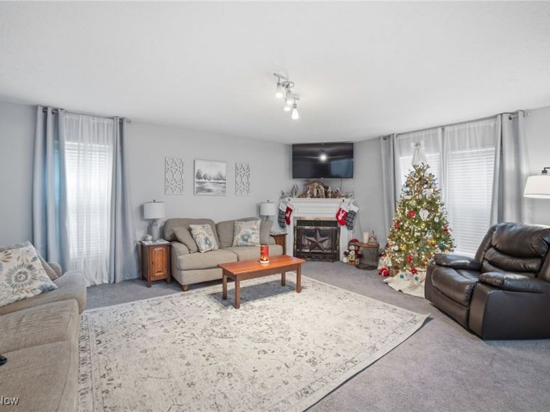 2279 Becket Circle, Stow, OH 44224 Photo 3