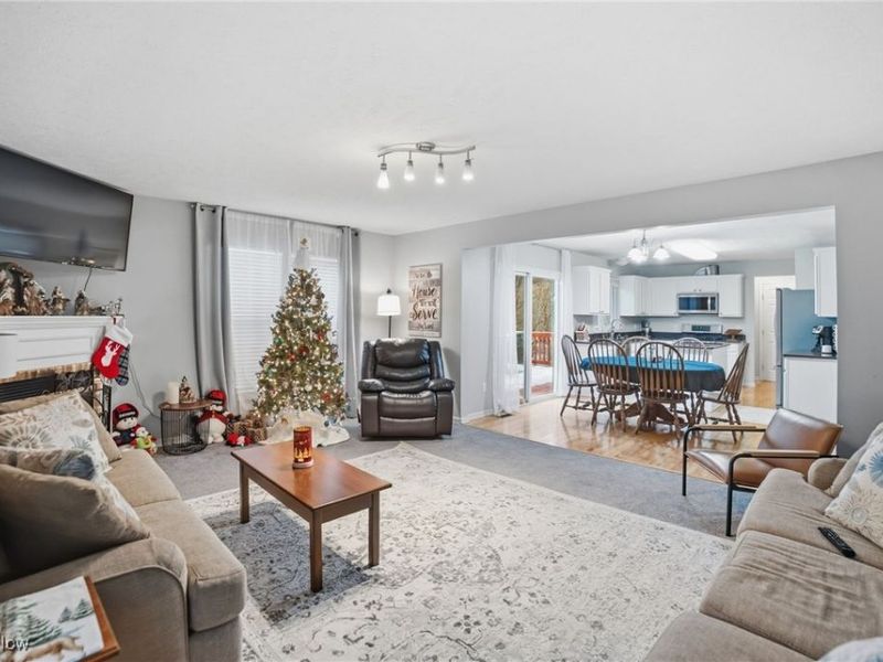 2279 Becket Circle, Stow, OH 44224 Photo 4