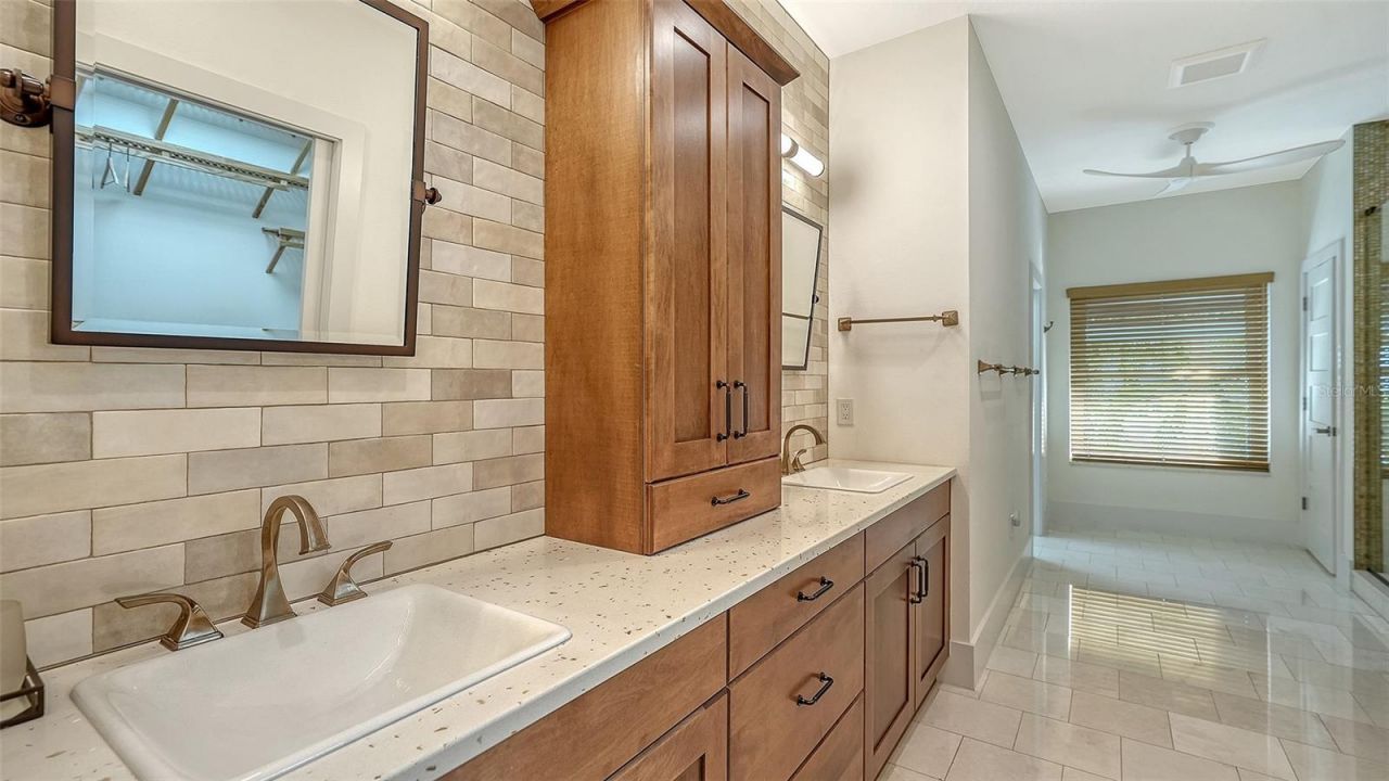 345 Madison Drive, Sarasota, FL 34236 Photo