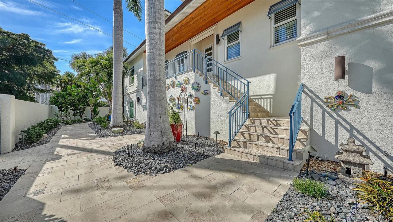 345 Madison Drive, Sarasota, FL 34236 Photo