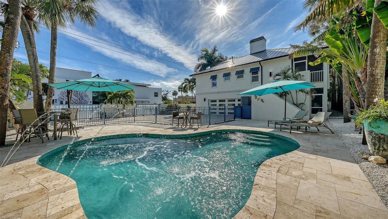 345 Madison Drive, Sarasota, FL 34236 Photo