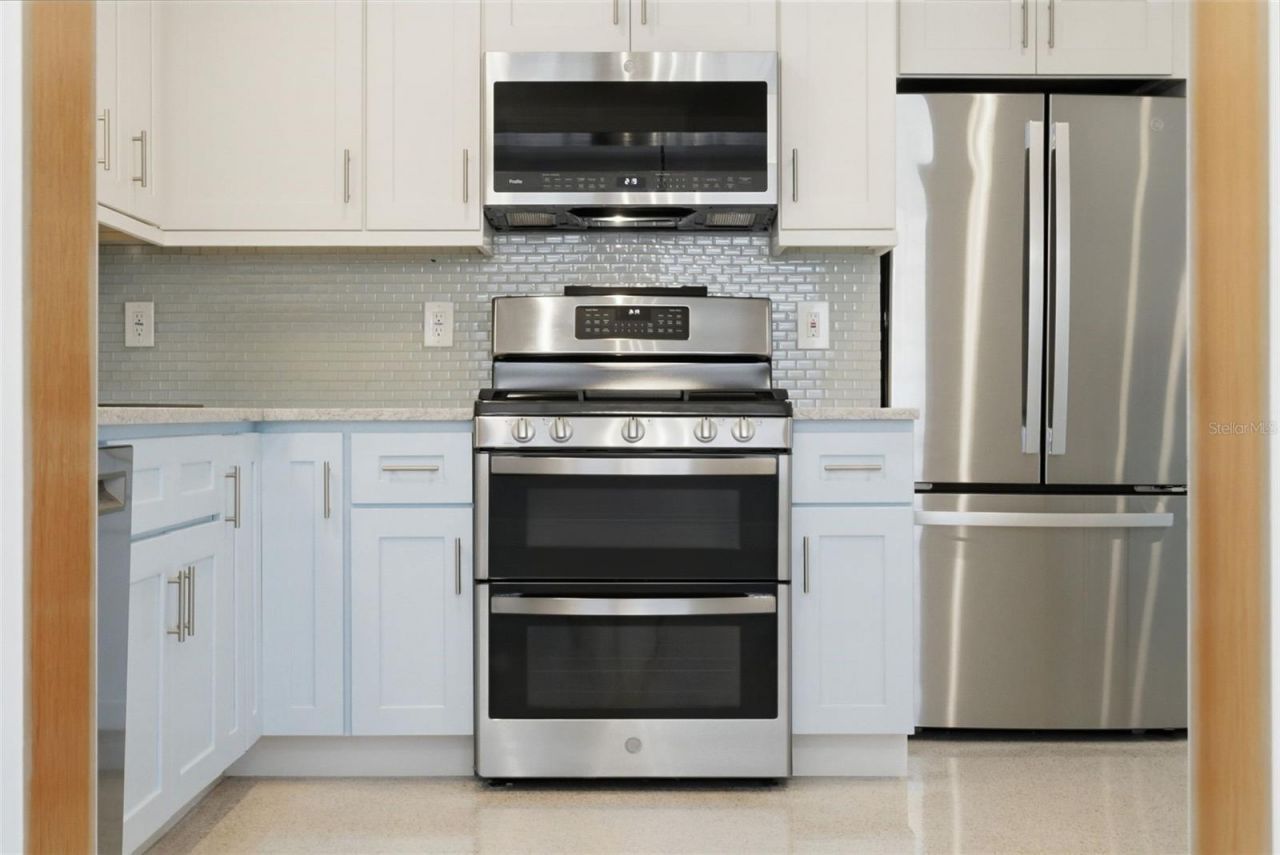 828 89th Avenue N, Saint Petersburg, FL 33702 Photo