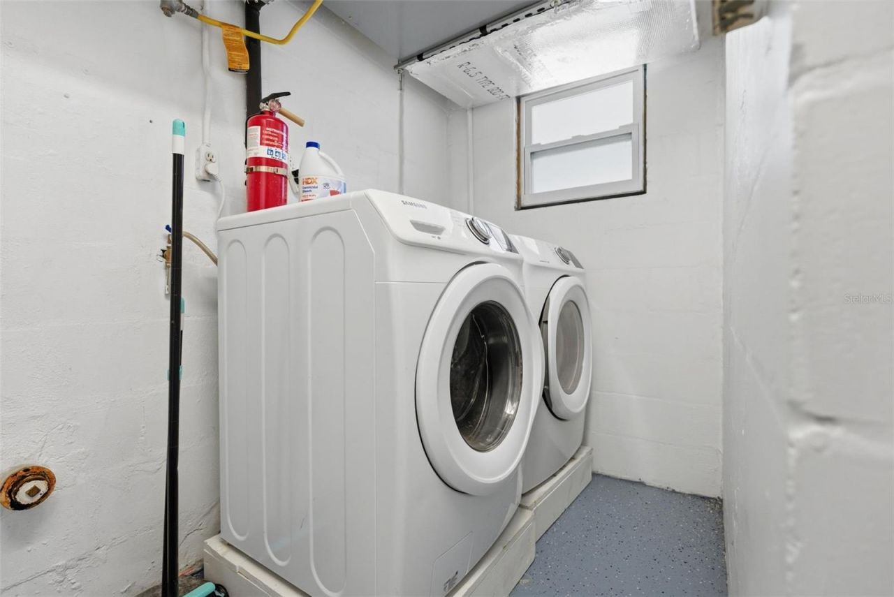 828 89th Avenue N, Saint Petersburg, FL 33702 Photo