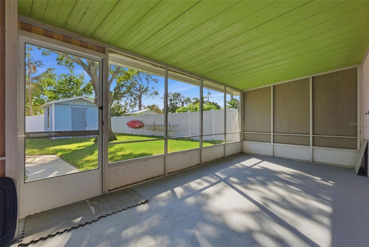 828 89th Avenue N, Saint Petersburg, FL 33702 Photo