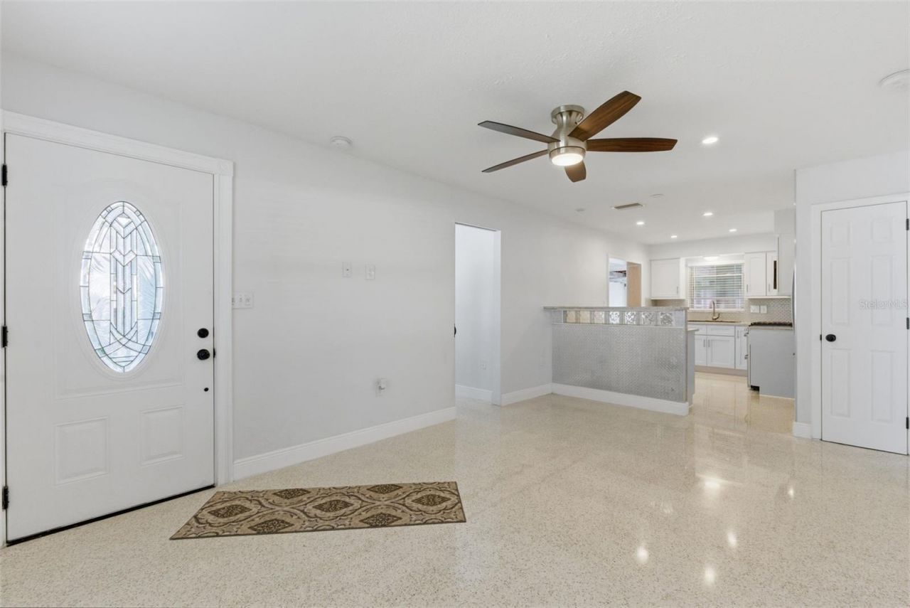 828 89th Avenue N, Saint Petersburg, FL 33702 Photo