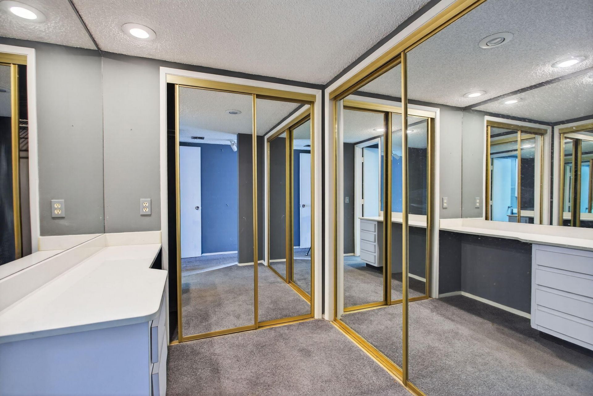 555 Oaks Lane, Unit 207, Pompano Beach, FL 33069 Photo