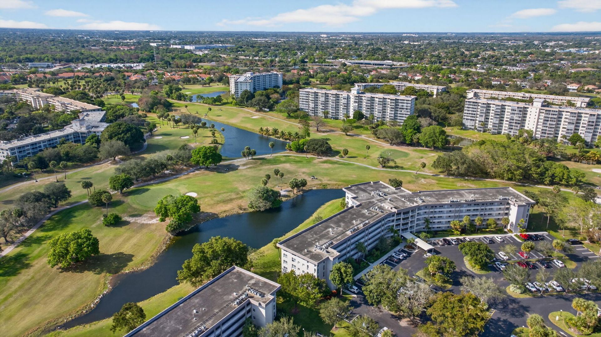 555 Oaks Lane, Unit 207, Pompano Beach, FL 33069 Photo