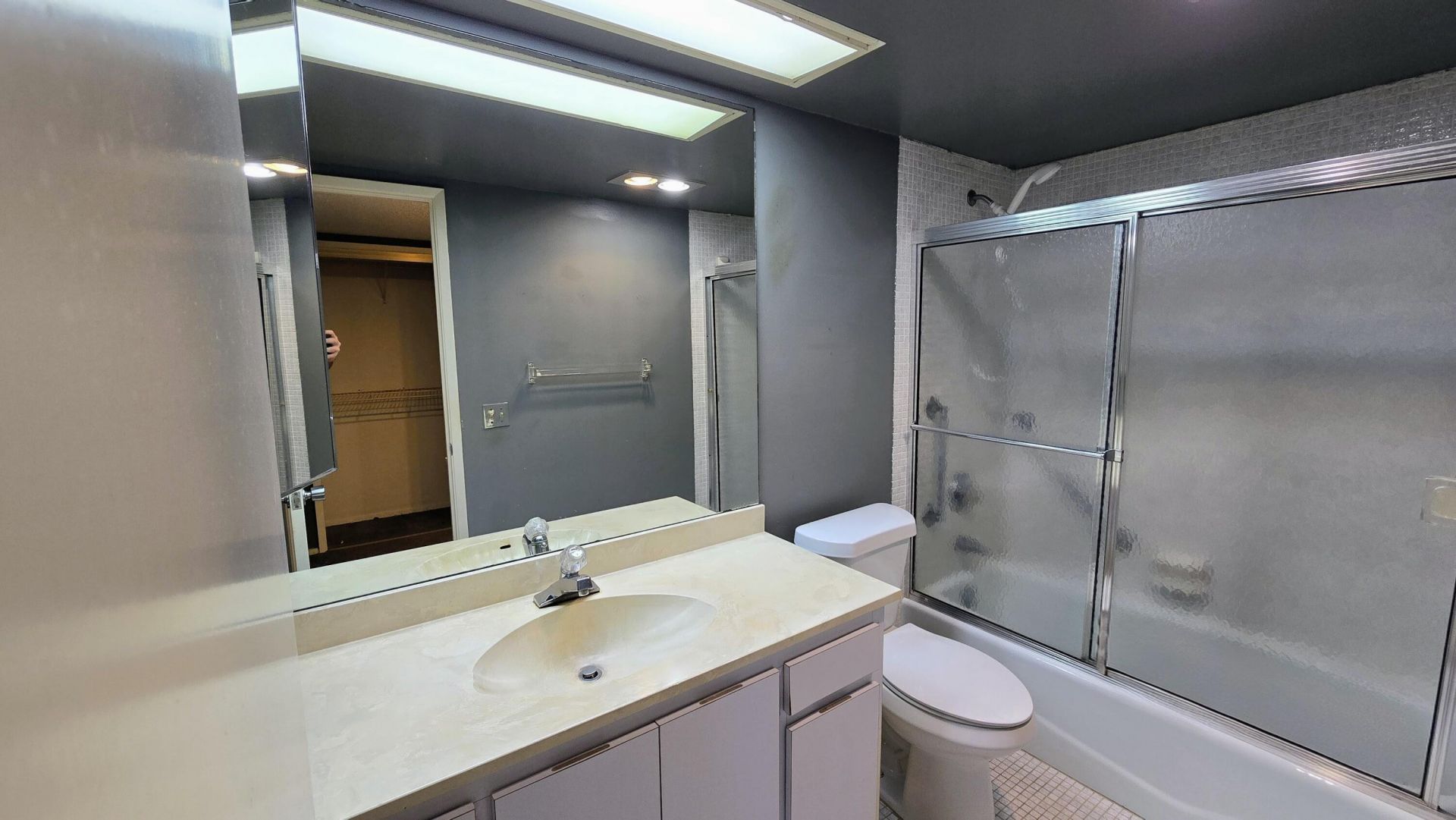 555 Oaks Lane, Unit 207, Pompano Beach, FL 33069 Photo