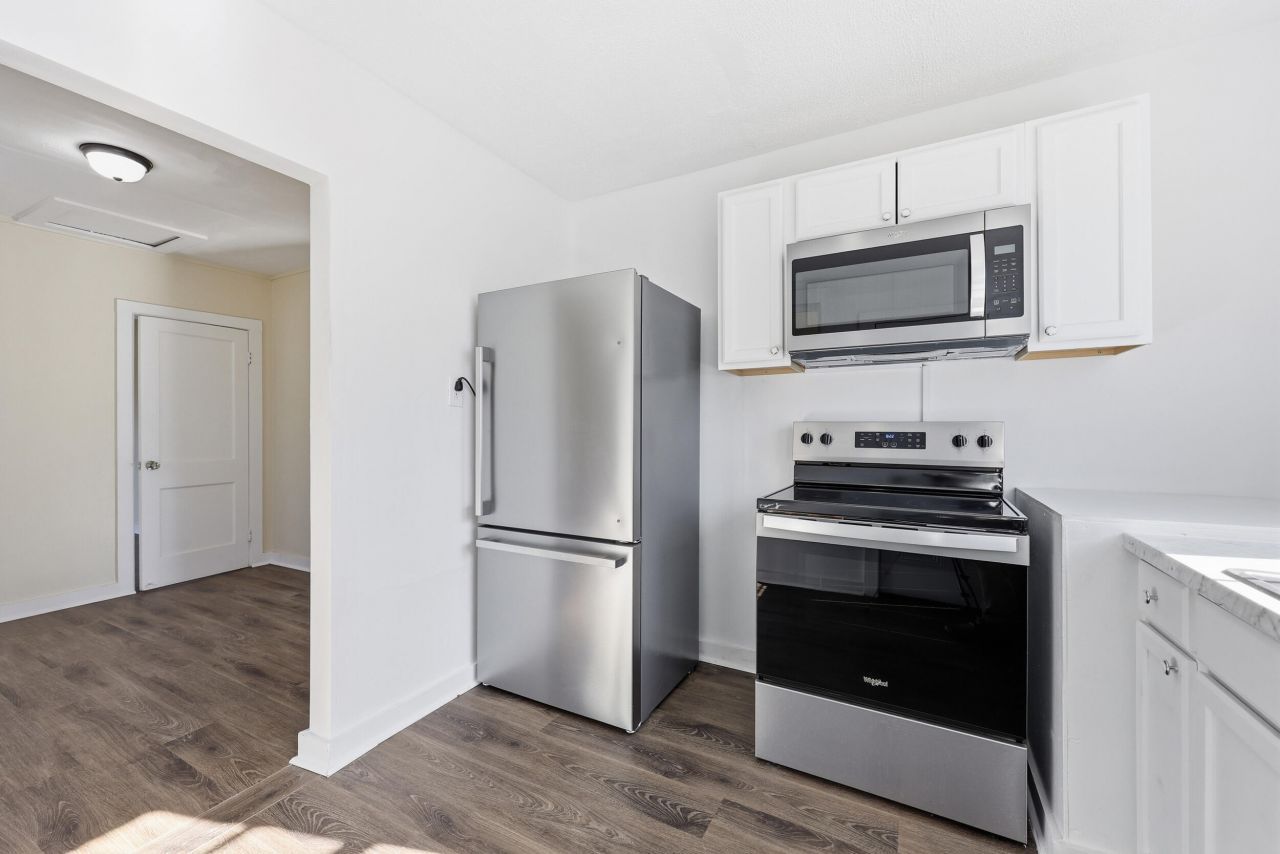 111 Carver Street Photo 11