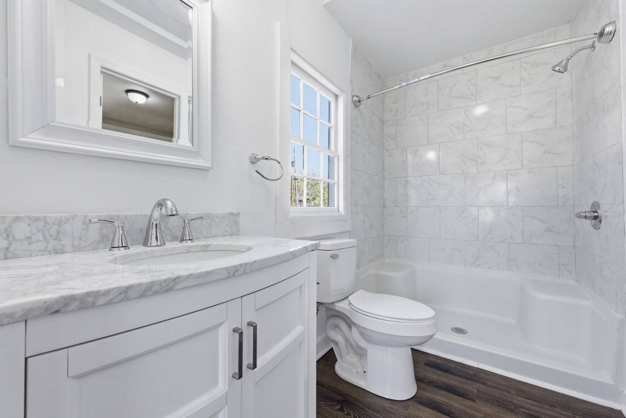 111 Carver Street Photo 24