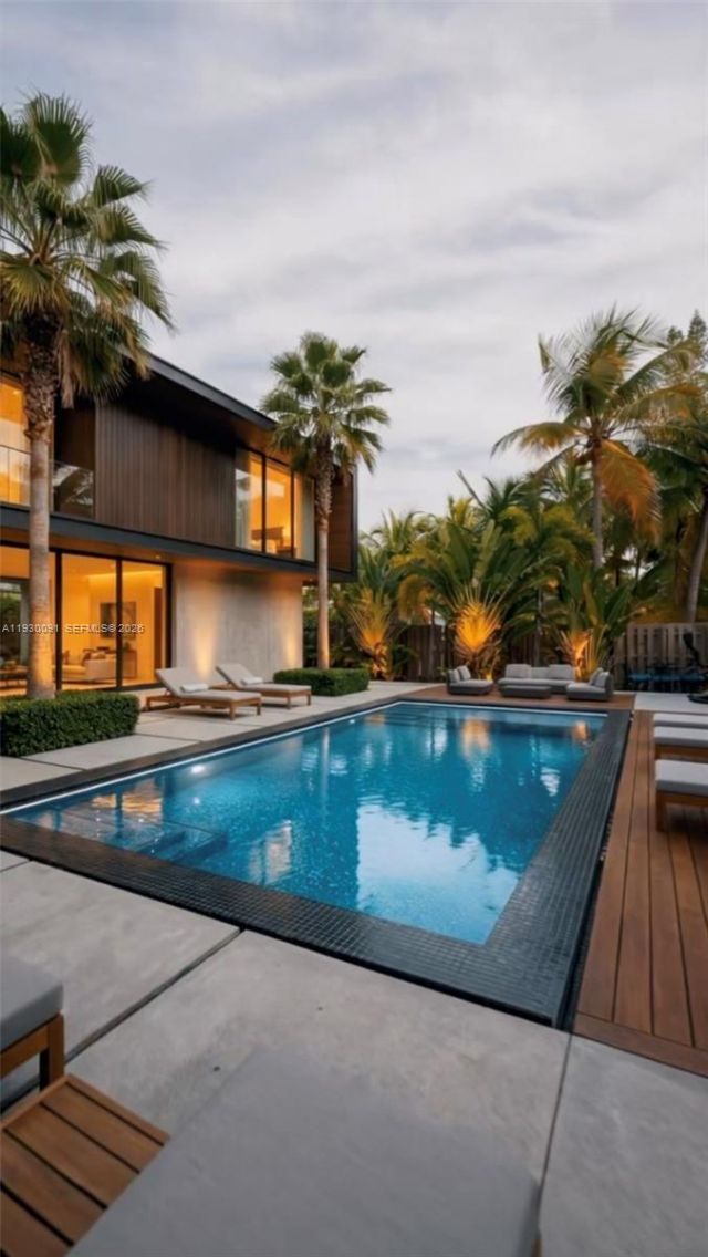 2740 NE 16th St, Pompano Beach, FL 33062 Photo