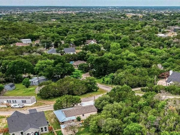 1416 Ridgeview Circle, Granbury, TX 76048