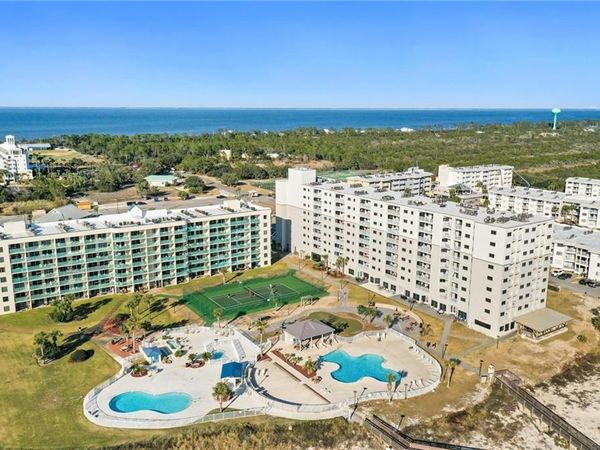 645 Plantation Road, Unit 6102, Gulf Shores, AL 36542