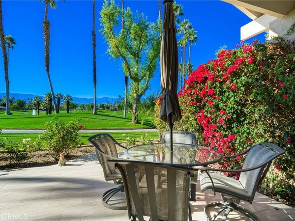 135 Blue River Drive, Palm Desert, CA 92211