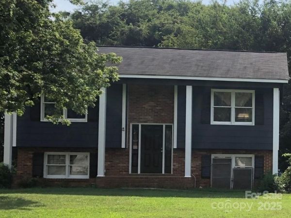 5601 Beaconsfield Road, Unit 30, Charlotte, NC 28214