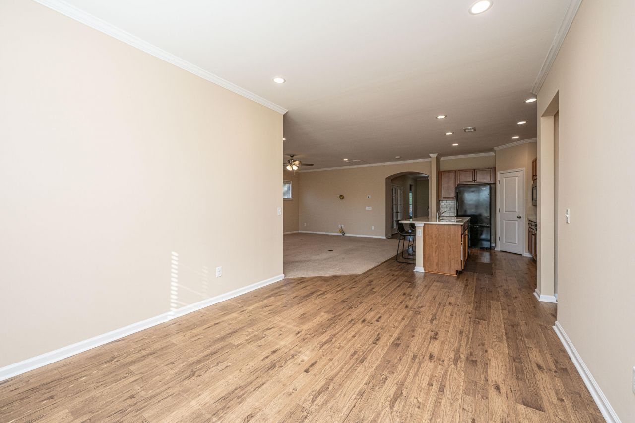 205 Maple Valley Road Photo 15