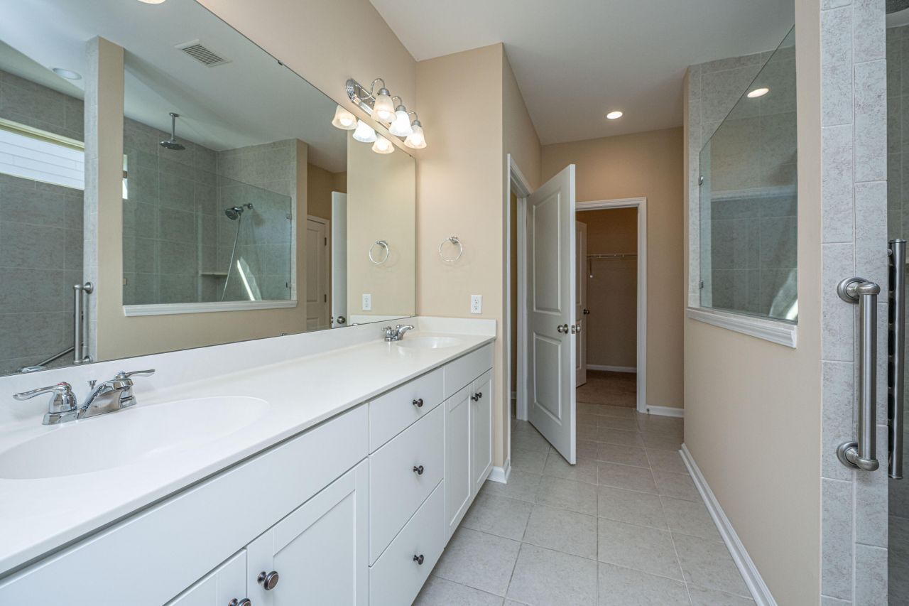 205 Maple Valley Road Photo 23