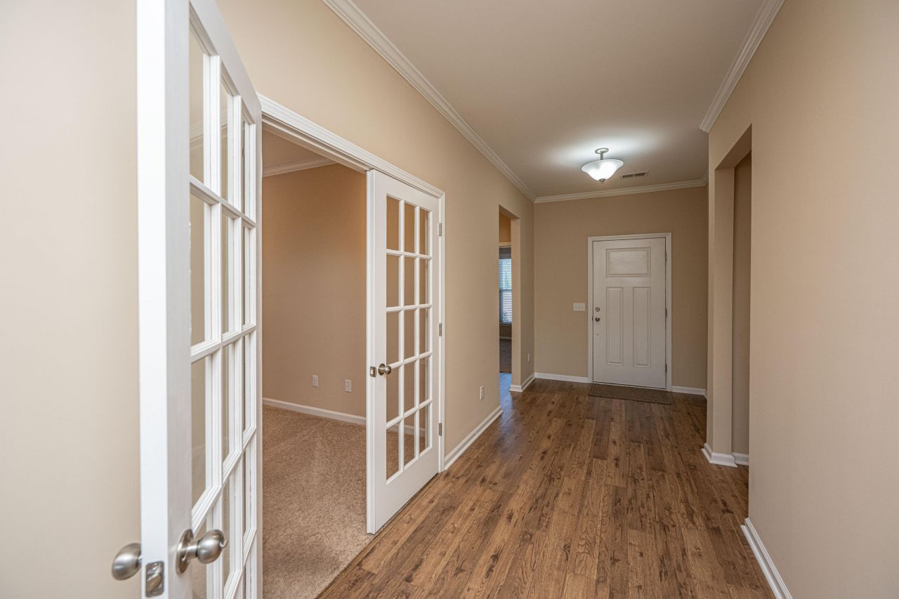 205 Maple Valley Road Photo 4