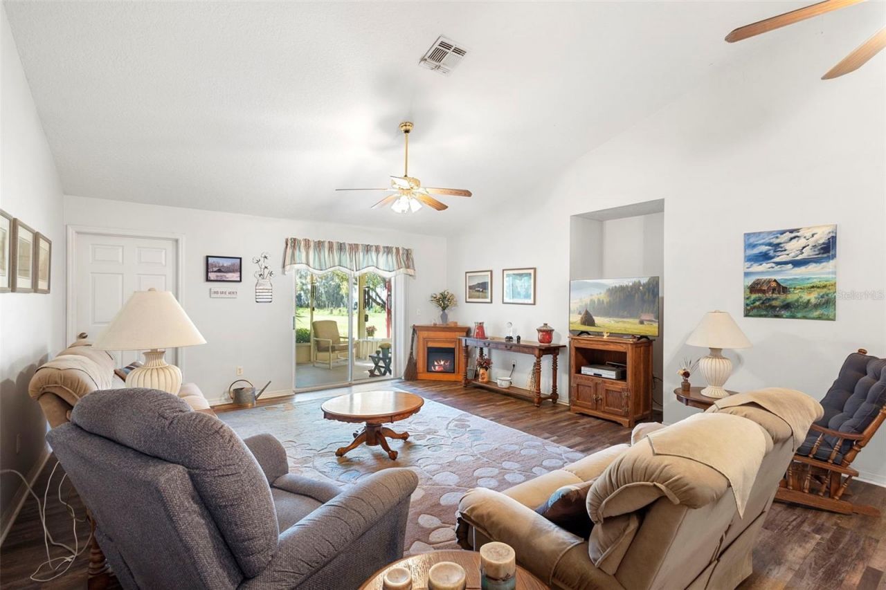 10320 Bumblebee Lane, Leesburg, FL 34788 Photo