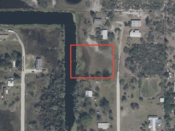 VACATION DRIVES, VENUS, FL 33960