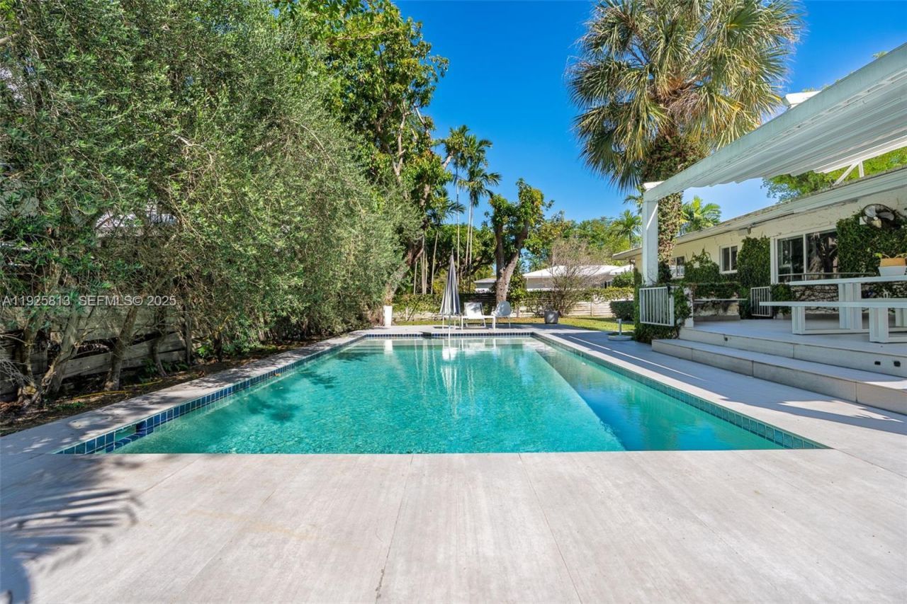 501 NE 51st St, Miami, FL 33137 Photo