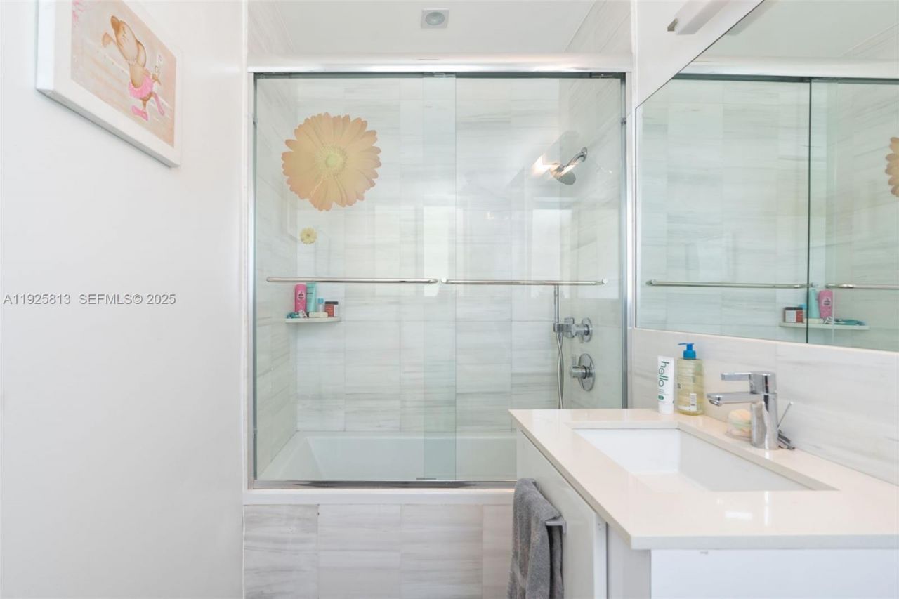 501 NE 51st St, Miami, FL 33137 Photo