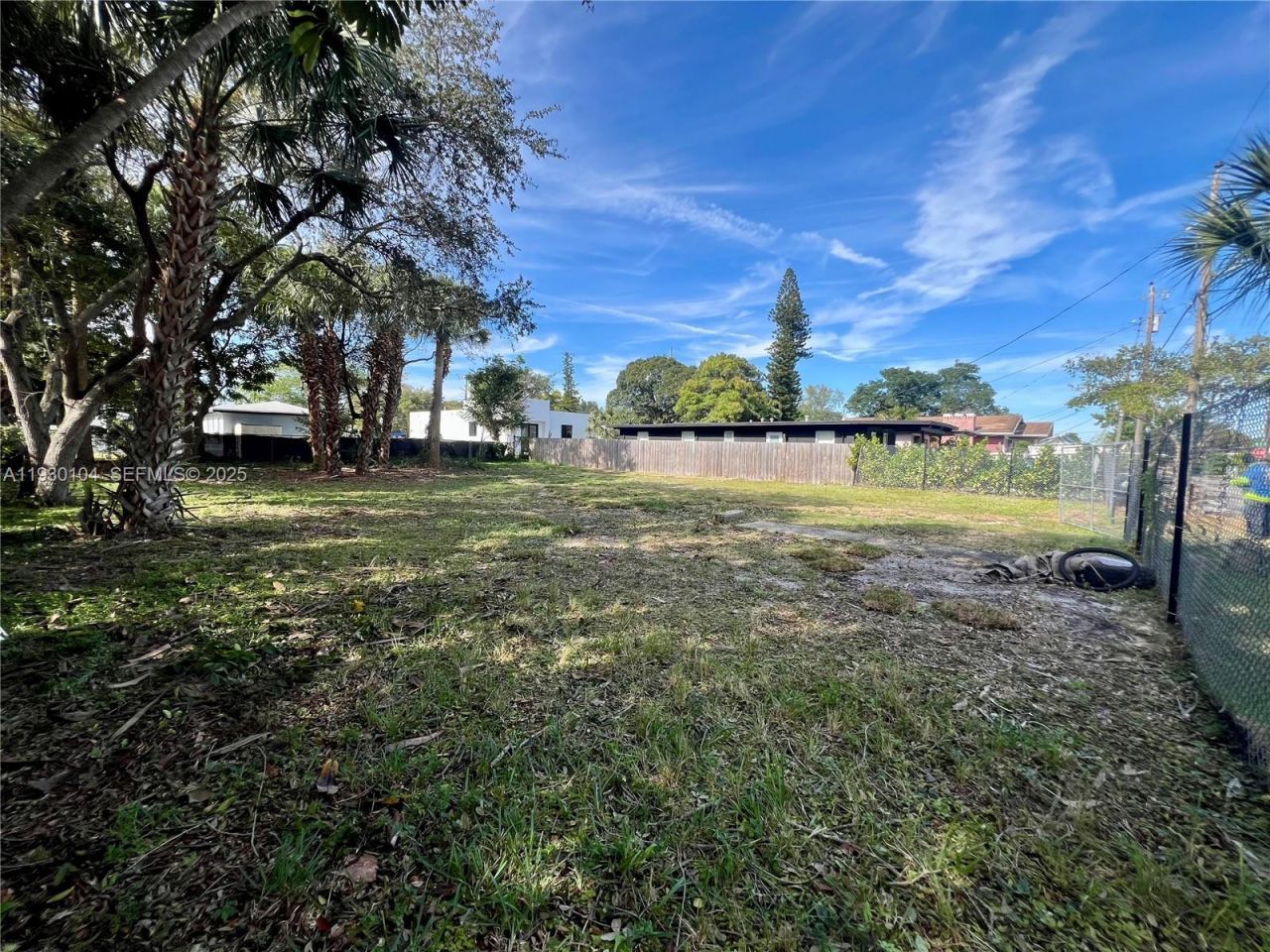 633 NW 14th Ter, Fort Lauderdale, FL 33311 Photo