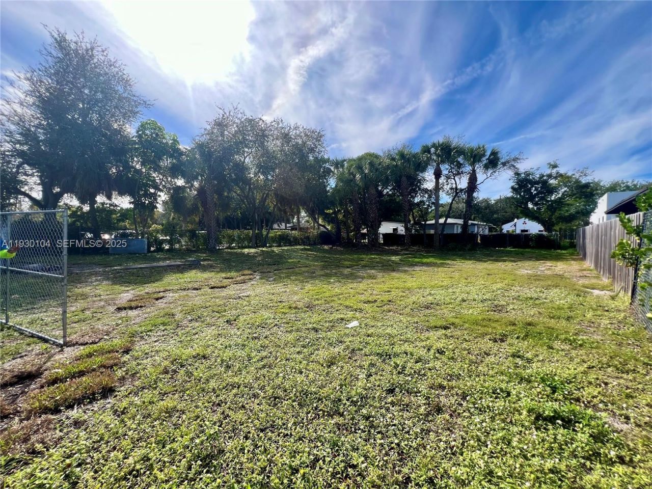 633 NW 14th Ter, Fort Lauderdale, FL 33311 Photo