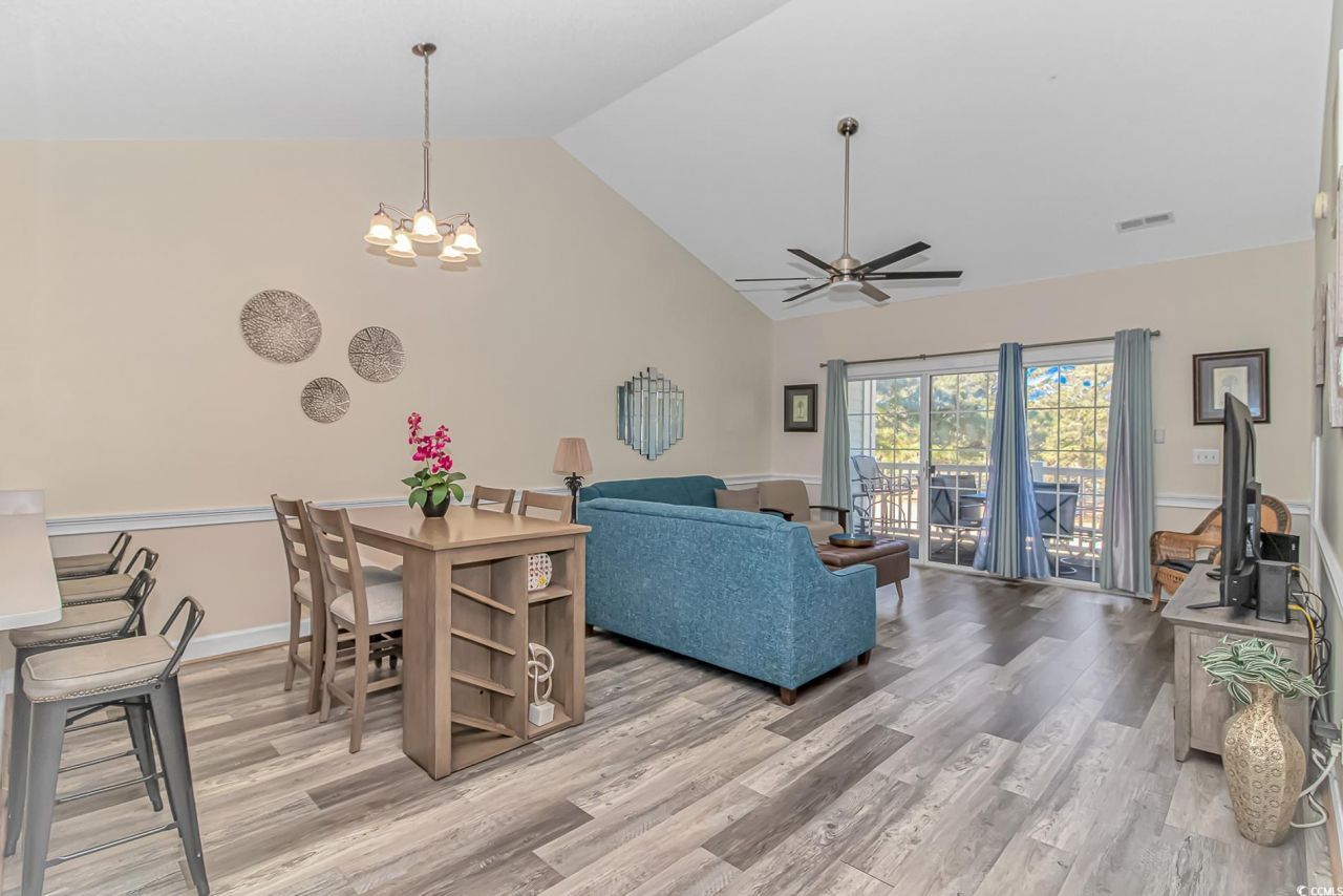 4647 Wild Iris Dr. Photo 10