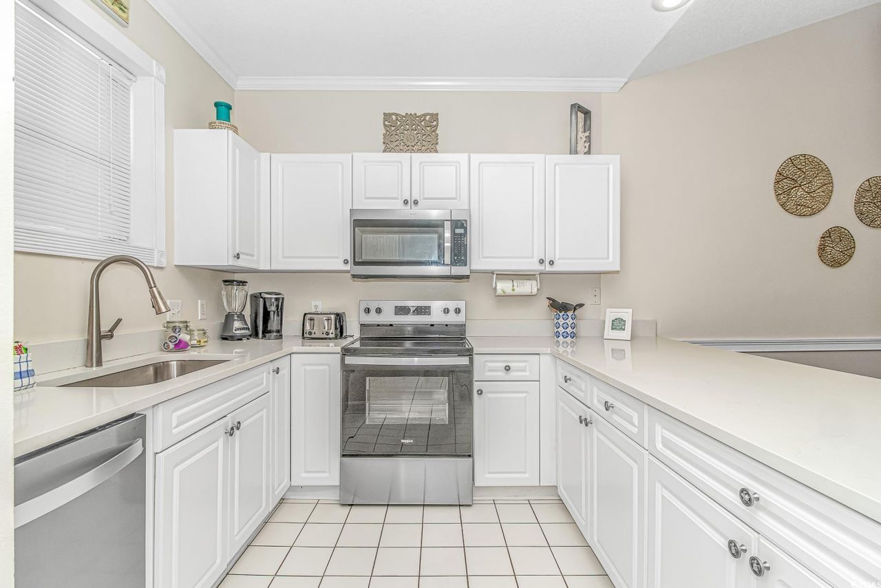 4647 Wild Iris Dr. Photo 7