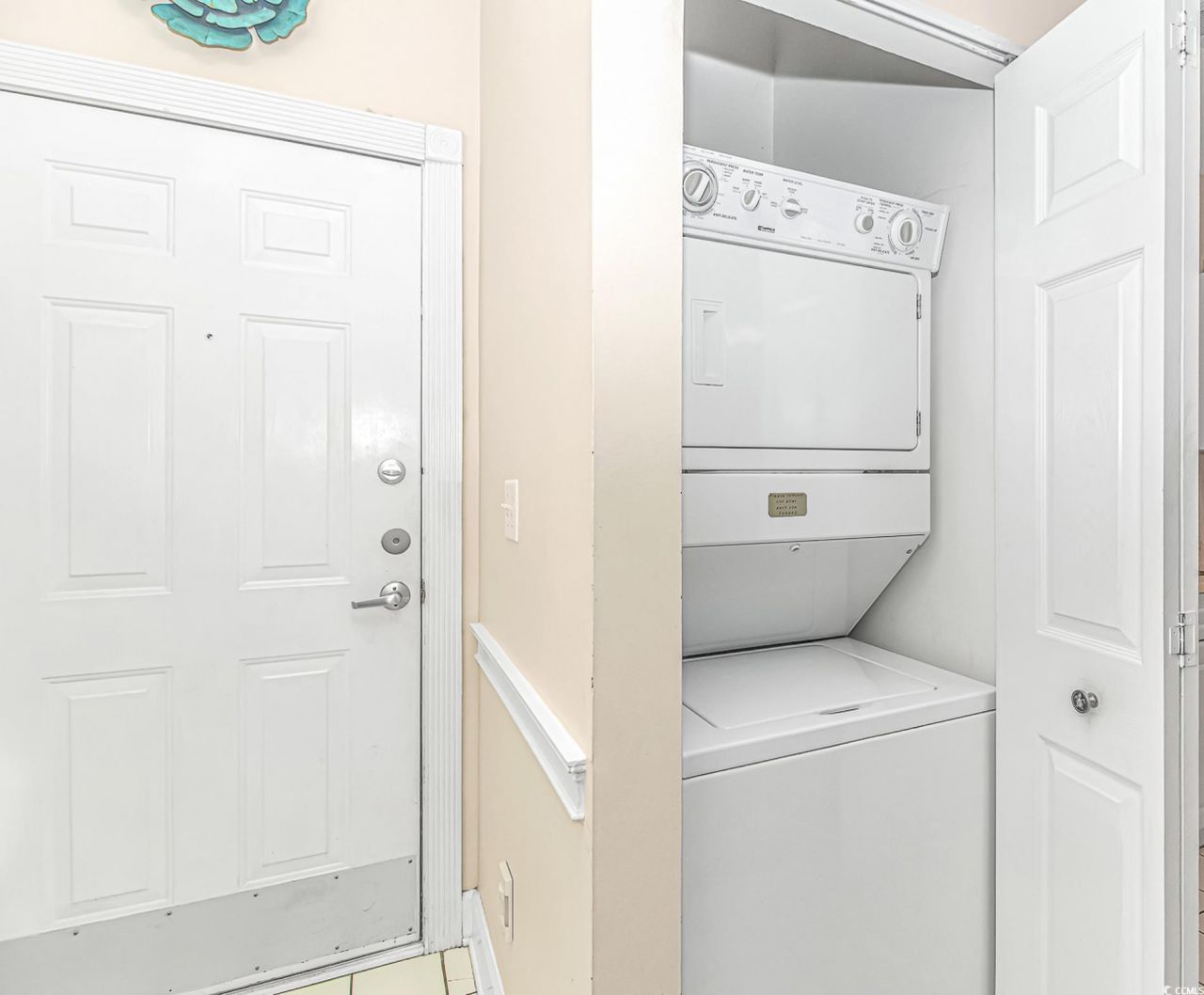 4647 Wild Iris Dr. Photo 9