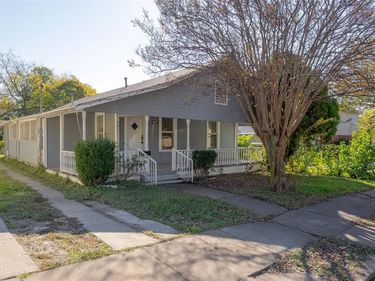 5611 Alton Avenue, Dallas, TX 75214