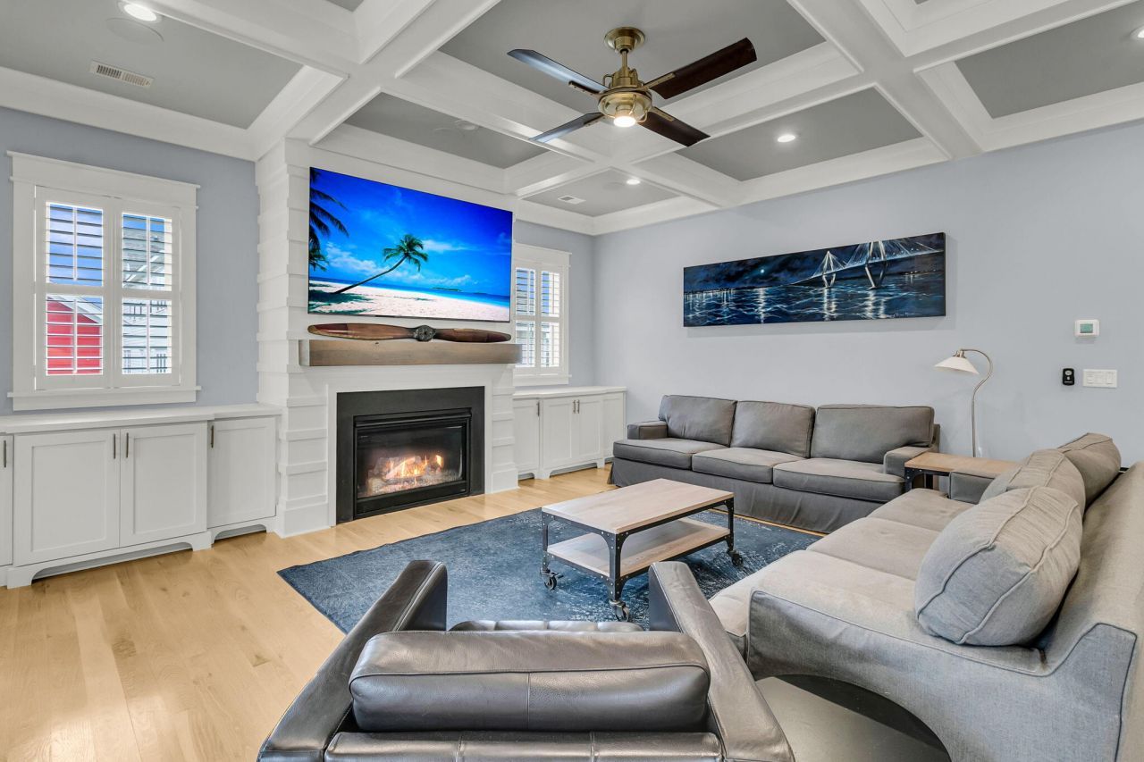 1970 Bellona Street Photo 10