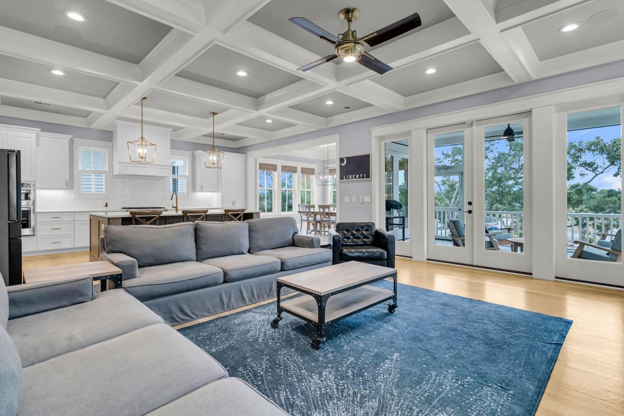 1970 Bellona Street Photo 23