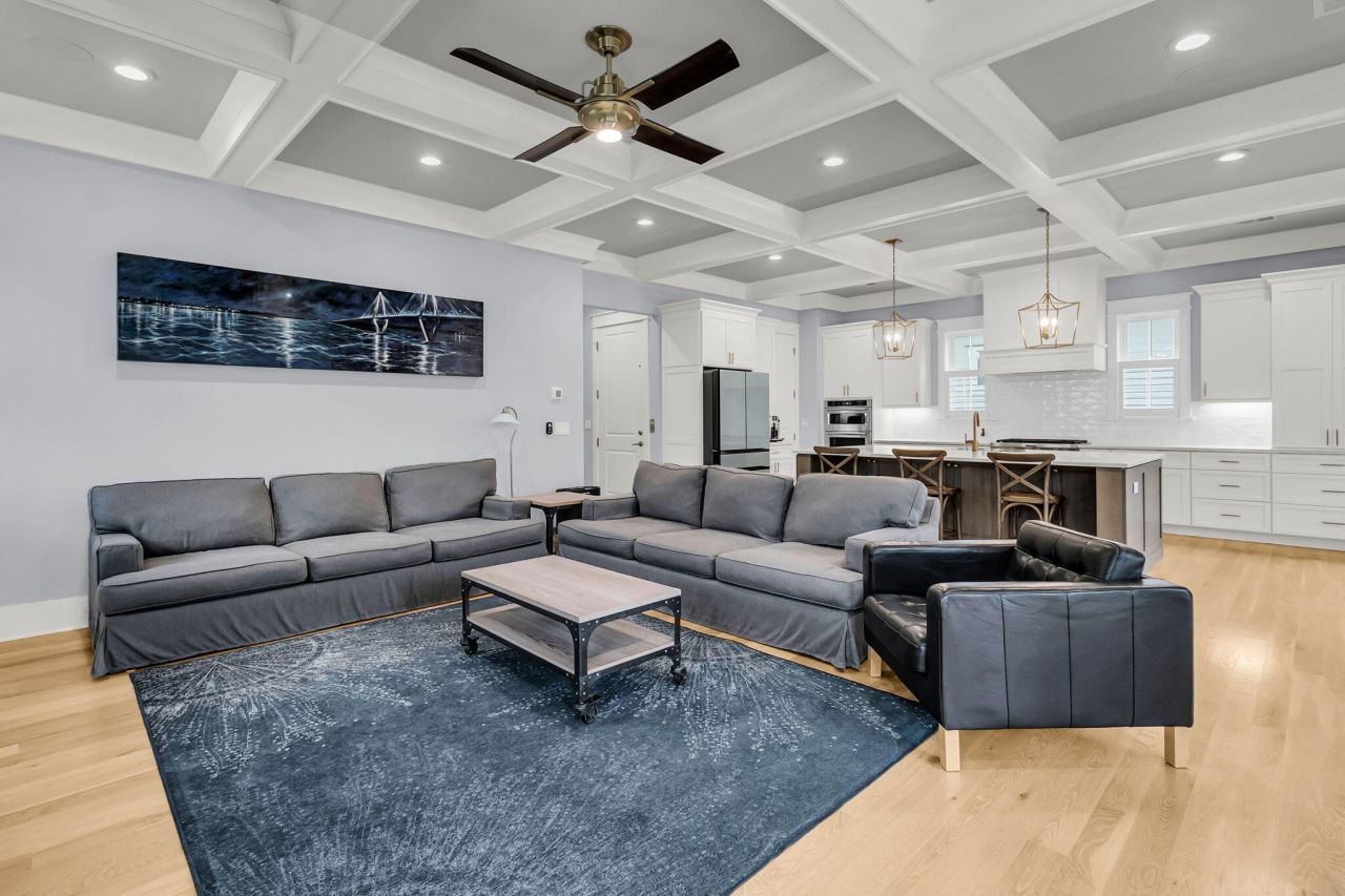 1970 Bellona Street Photo 25