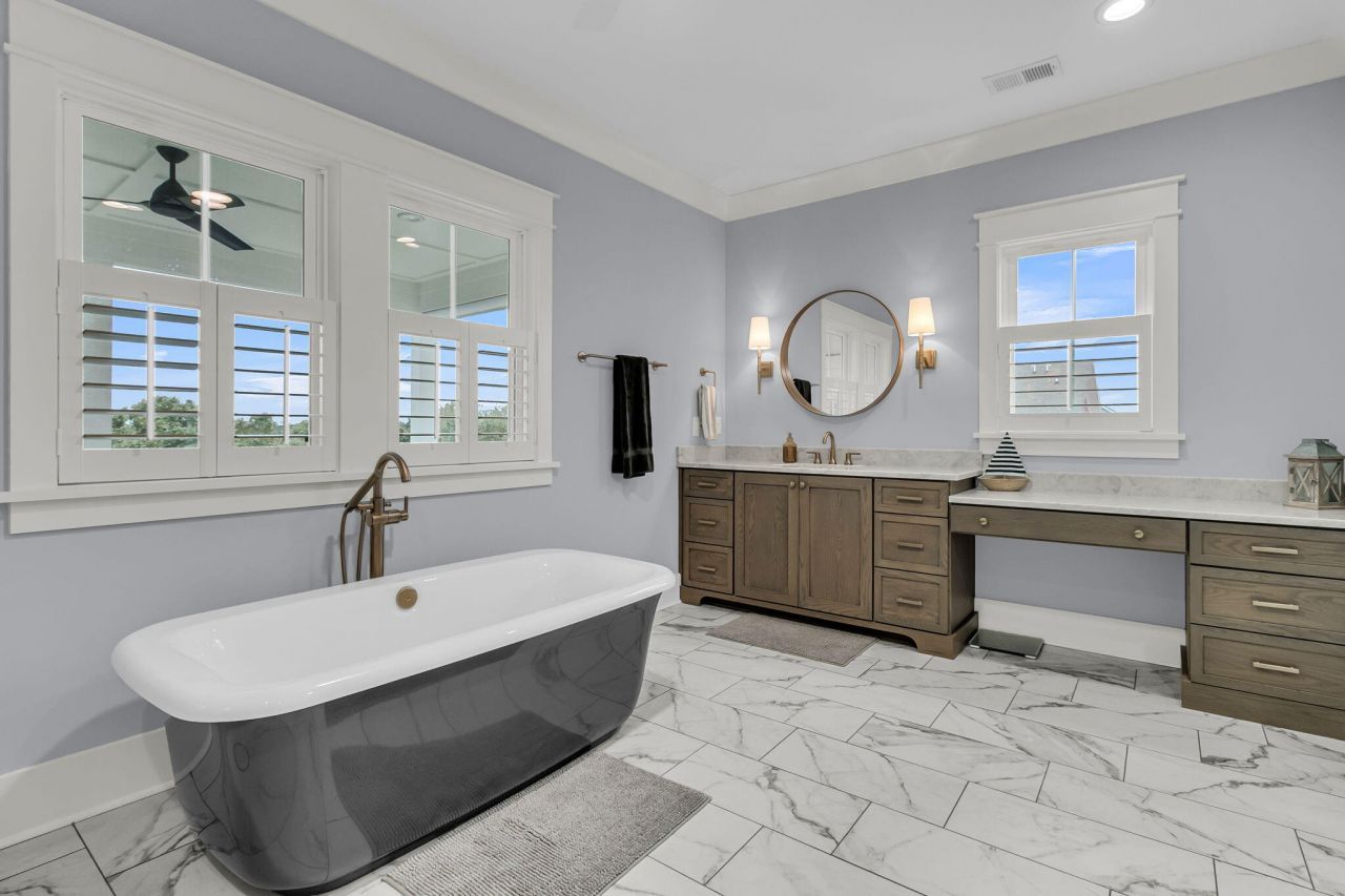 1970 Bellona Street Photo 32