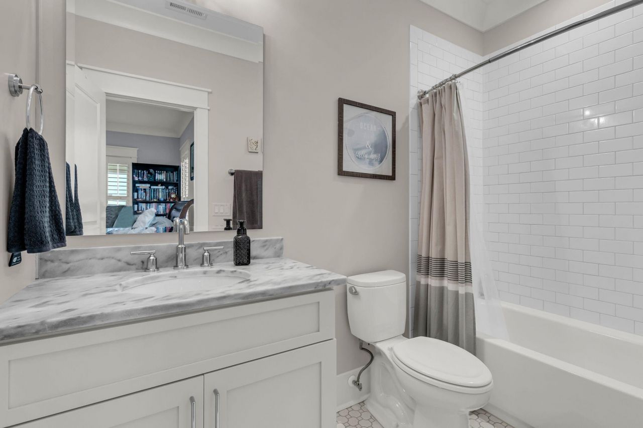 1970 Bellona Street Photo 37