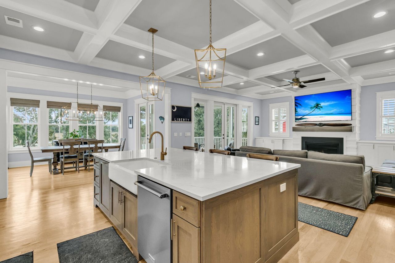 1970 Bellona Street Photo 54