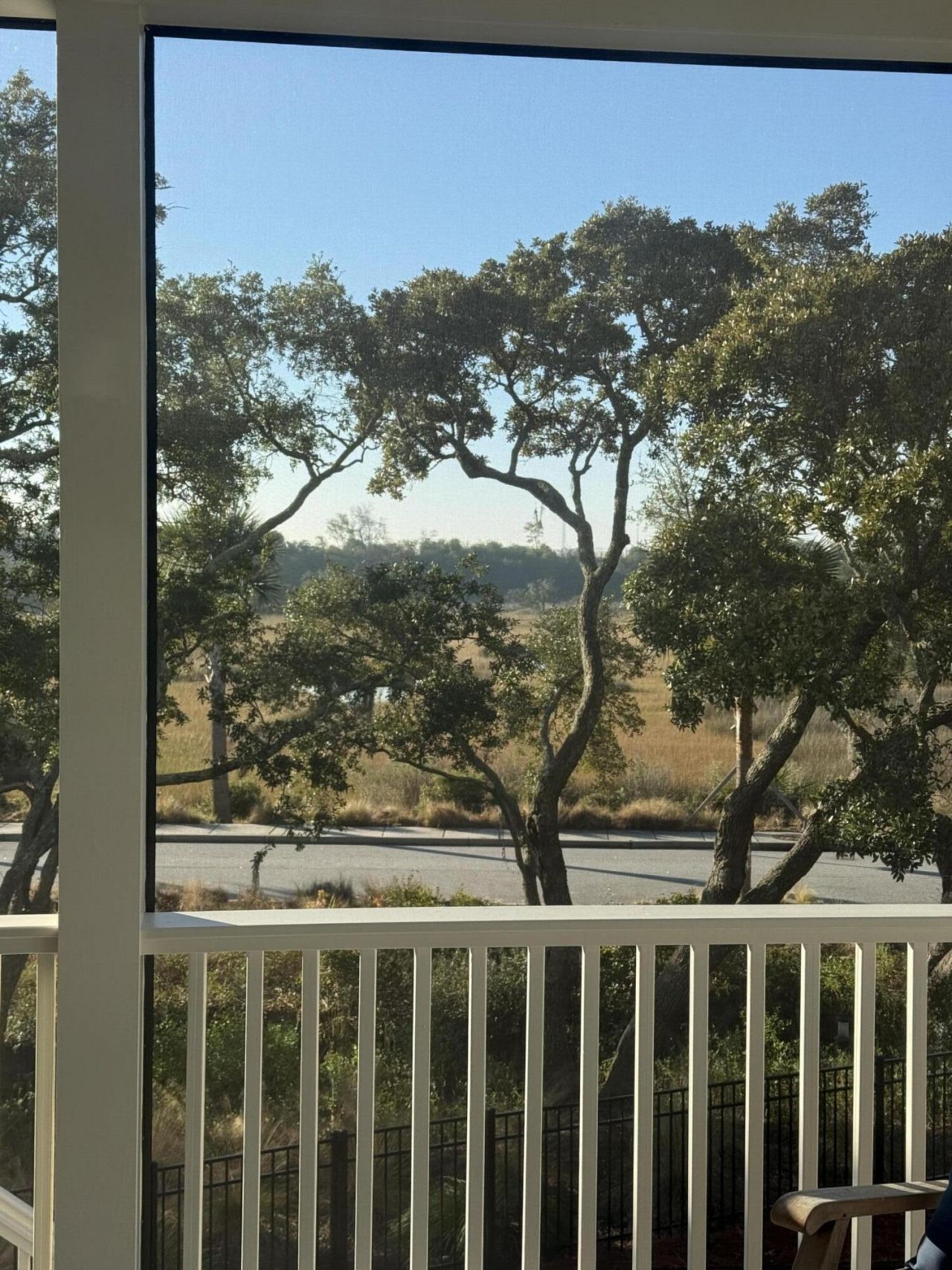 1970 Bellona Street Photo 9