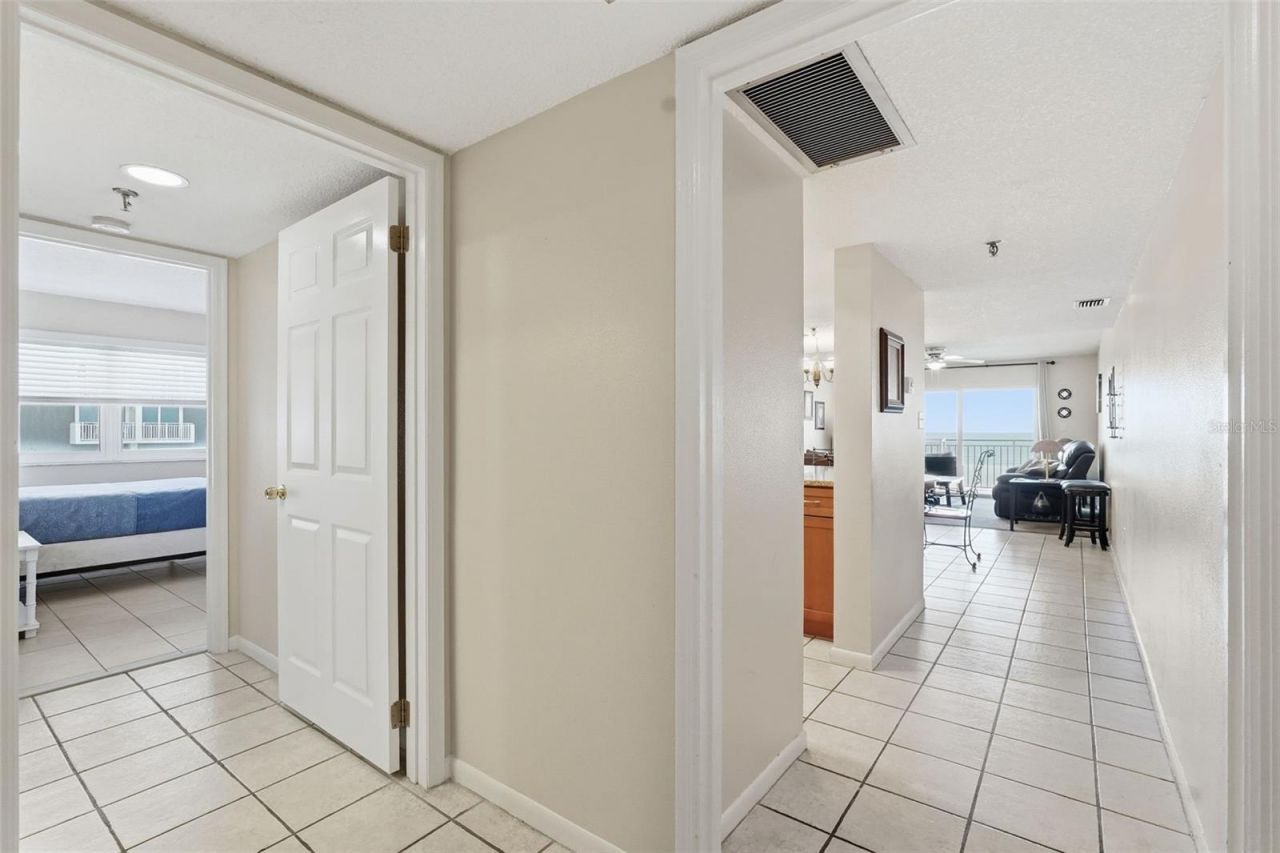 17450 Gulf Boulevard, Unit 104, Redington Shores, FL 33708 Photo