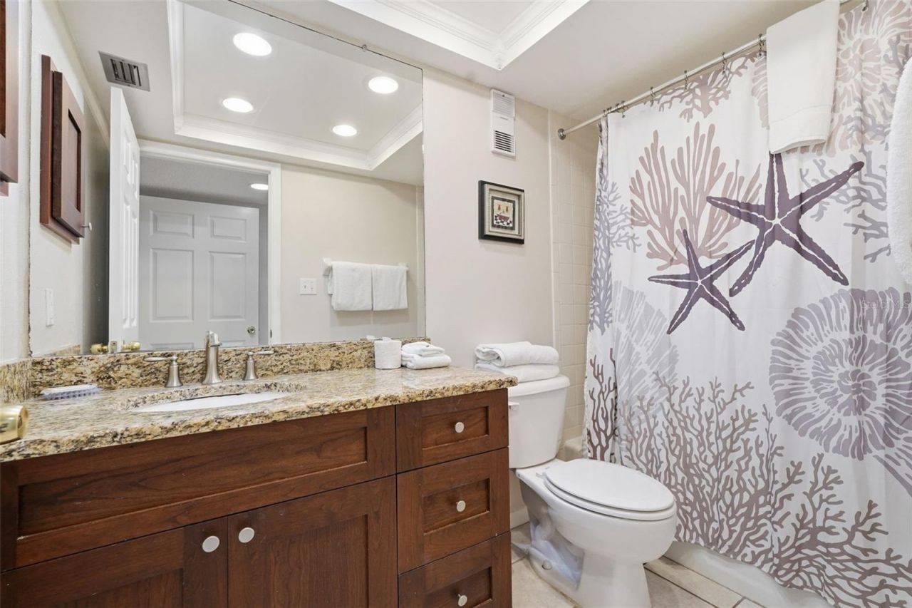 17450 Gulf Boulevard, Unit 104, Redington Shores, FL 33708 Photo